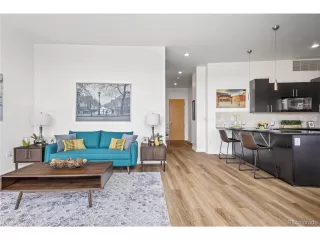 Photo #6: 4470600 Listing 