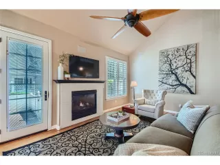 Photo #2: 4471442 Listing