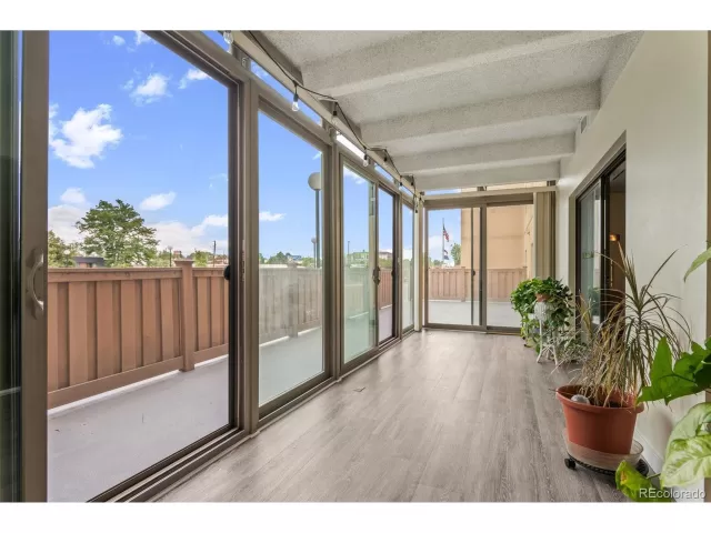 MLS: 4472649 Condo For Sale