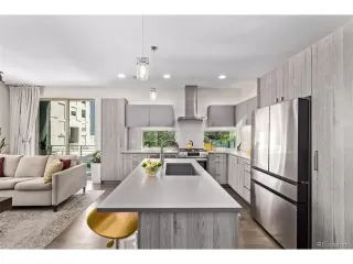 Photo #4: 4472743 Listing