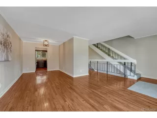 Photo #3: 4474340 Listing