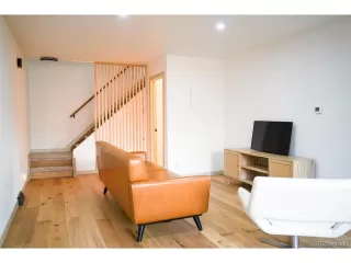 Photo #4: 4476330 Listing 