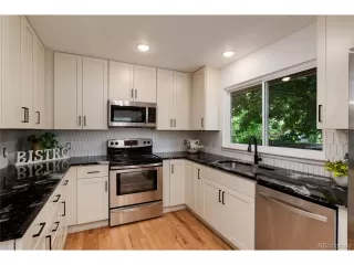 Photo #4: 4476572 Listing 