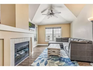 Photo #2: 4477531 Listing 