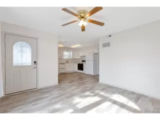 Photo #4: 4477712 Listing 