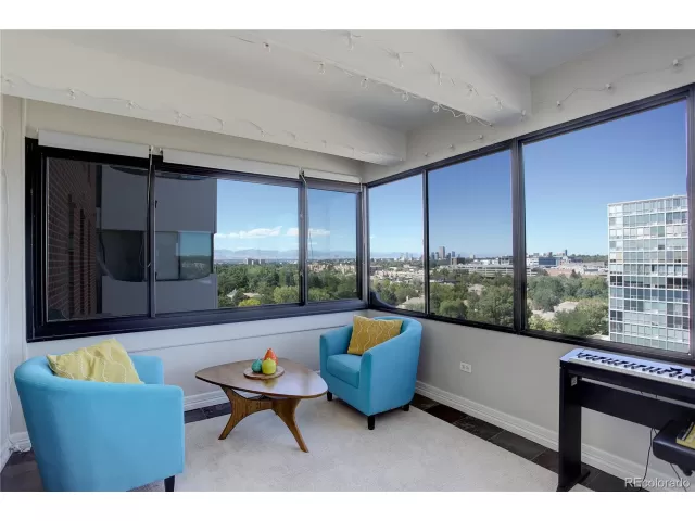 MLS: 4479813 Condo For Sale