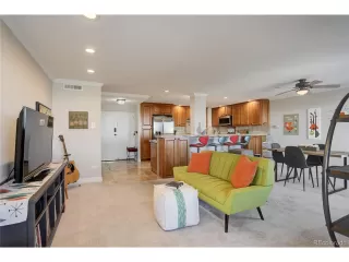 Photo #3: 4479813 Listing 