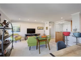 Photo #4: 4479813 Listing 