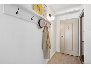 Photo #3: 4480236 Listing