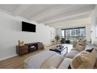 Photo #6: 4480236 Listing