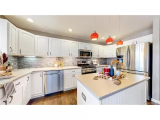 Photo #6: 4482980 Listing 