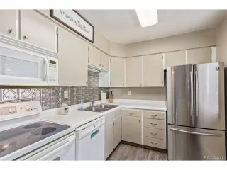 Photo #3: 4482983 Listing 