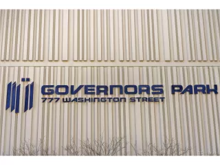 Photo #4: 4483954 Listing