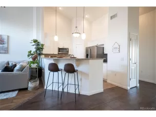 Photo #5: 4484234 Listing