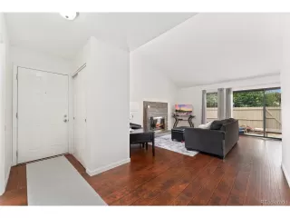 Photo #4: 4484510 Listing 