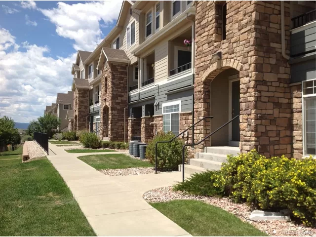 MLS: 4484659 Condo For Sale