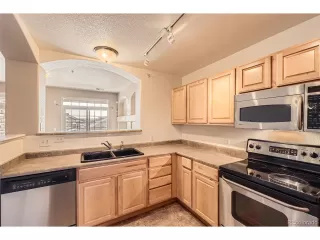 Photo #6: 4484659 Listing 