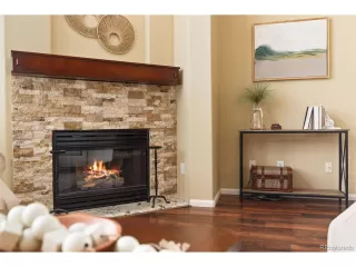 Photo #3: 4487631 Listing