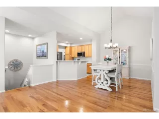 Photo #2: 4489367 Listing