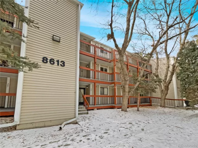 MLS: 4491475 Condo For Sale