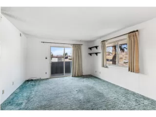 Photo #3: 4491881 Listing