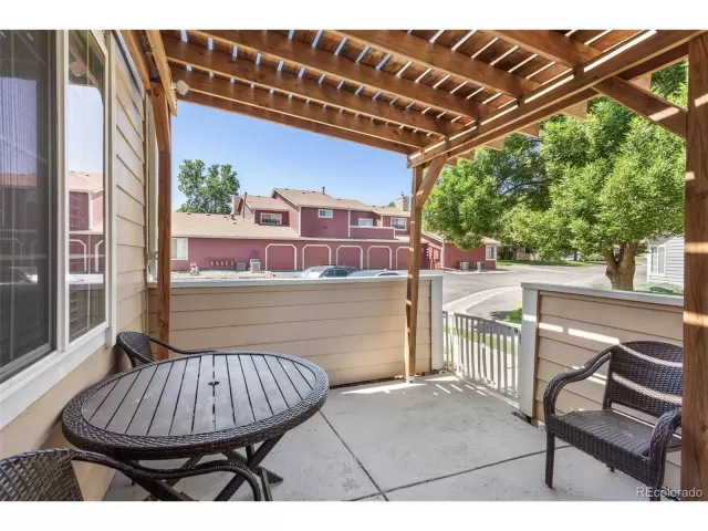 MLS: 4492096 Condo For Sale