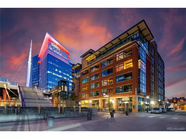 MLS: 4493114 Condo For Sale