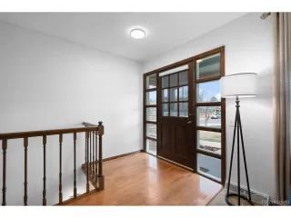 Photo #2: 4497558 Listing