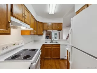 Photo #3: 4497792 Listing