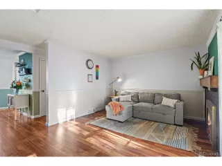 Photo #4: 4498128 Listing