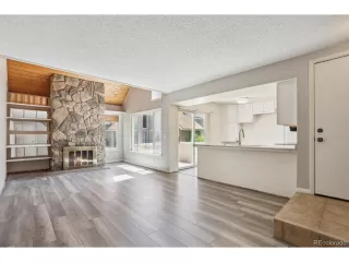 Photo #2: 4500572 Listing