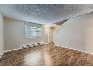 Photo #2: 4500877 Listing