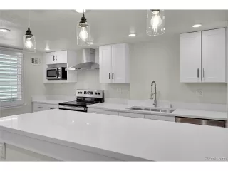 Photo #2: 4502417 Listing