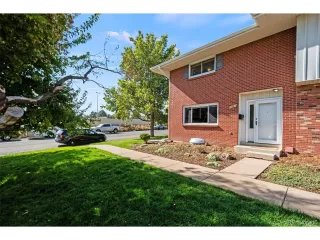 Photo #2: 4502700 Listing