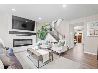 Photo #4: 4502700 Listing