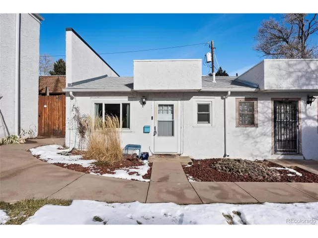 MLS: 4505945 Condo For Sale