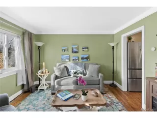 Photo #2: 4505945 Listing