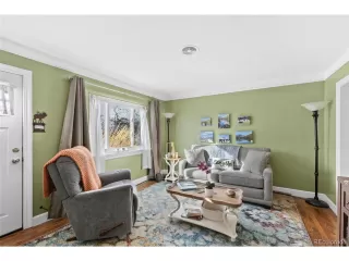 Photo #6: 4505945 Listing