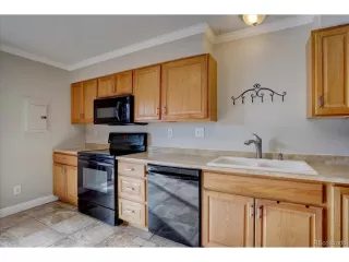 Photo #4: 4511167 Listing