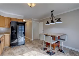 Photo #5: 4511167 Listing