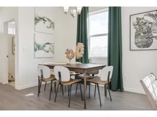 Photo #4: 4511262 Listing 