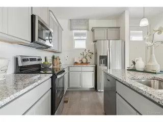 Photo #6: 4511262 Listing 