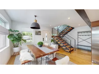 Photo #5: 4511802 Listing 