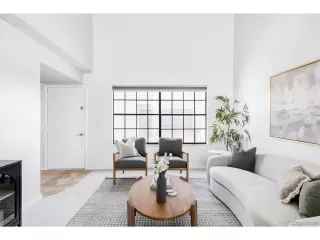 Photo #3: 4512411 Listing