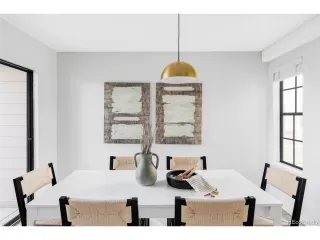 Photo #5: 4512411 Listing