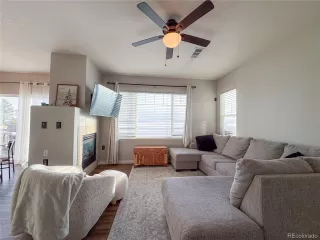 Photo #5: 4512712 Listing 