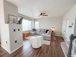 Photo #6: 4512712 Listing 