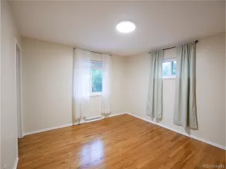 Photo #4: 4515748 Listing 