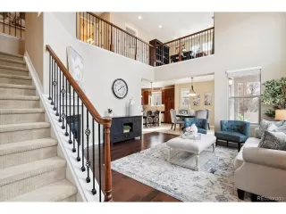 Photo #2: 4517162 Listing 