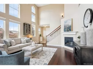 Photo #5: 4517162 Listing 